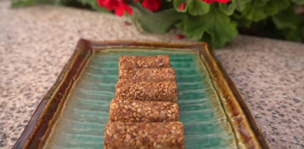cookies with sesame