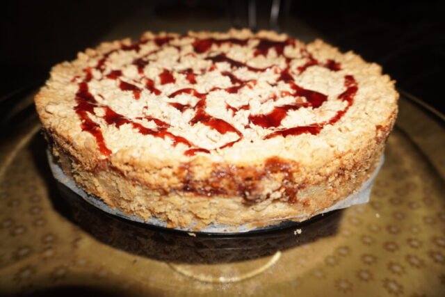 Walnut Tart cake shop