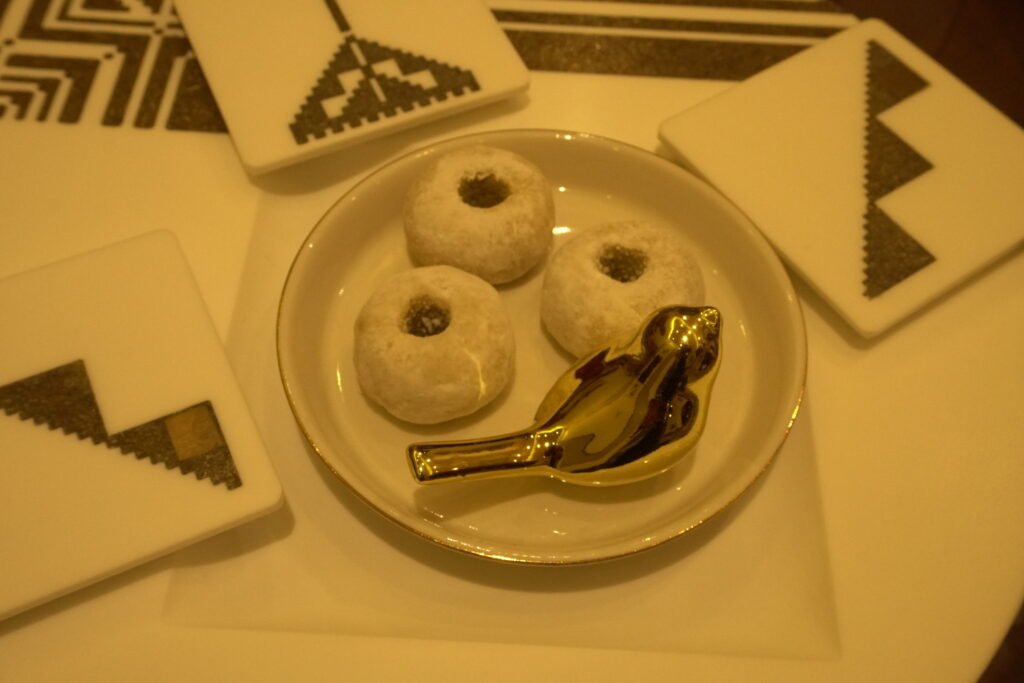 cookies with dates